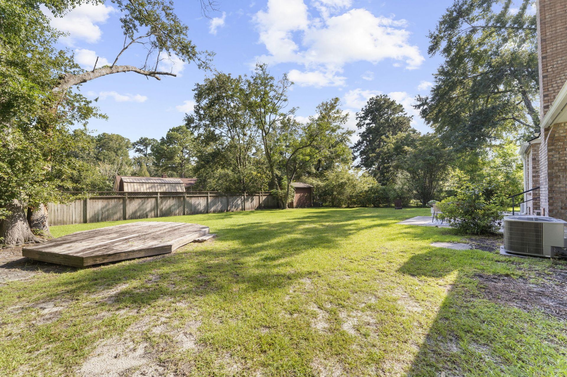 118 Bramwell Drive Photo 48