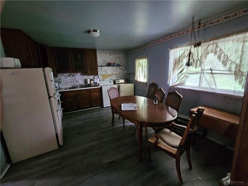 1984 Gayhart Drive, Xenia, OH 45385 Photo 7