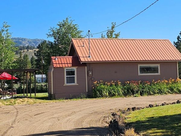 100 E Prairie Road, Prairie, ID 83647