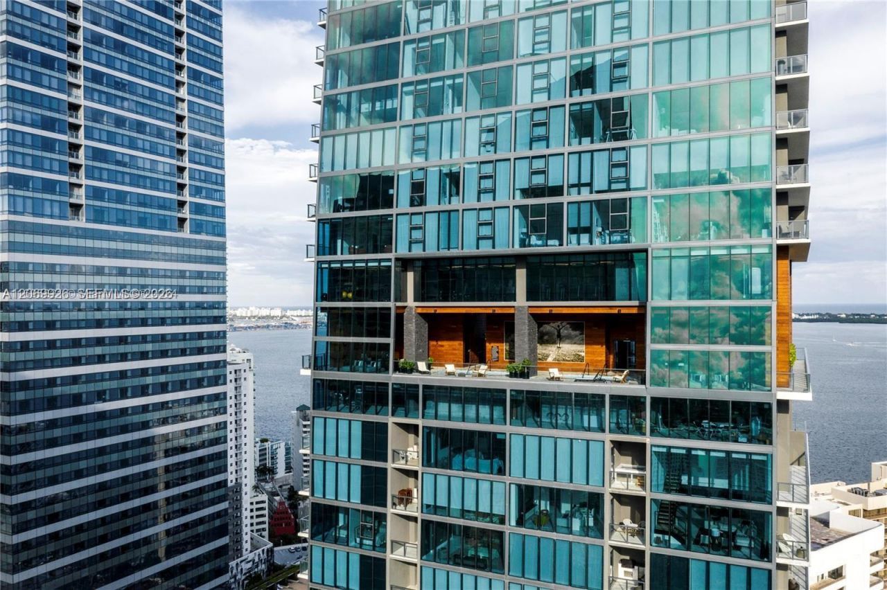 1451 Brickell Ave , Unit 1003, Miami, FL 33131 Photo