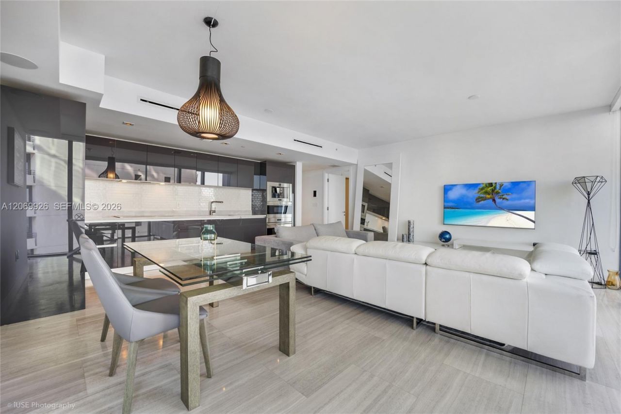 1451 Brickell Ave , Unit 1003, Miami, FL 33131 Photo