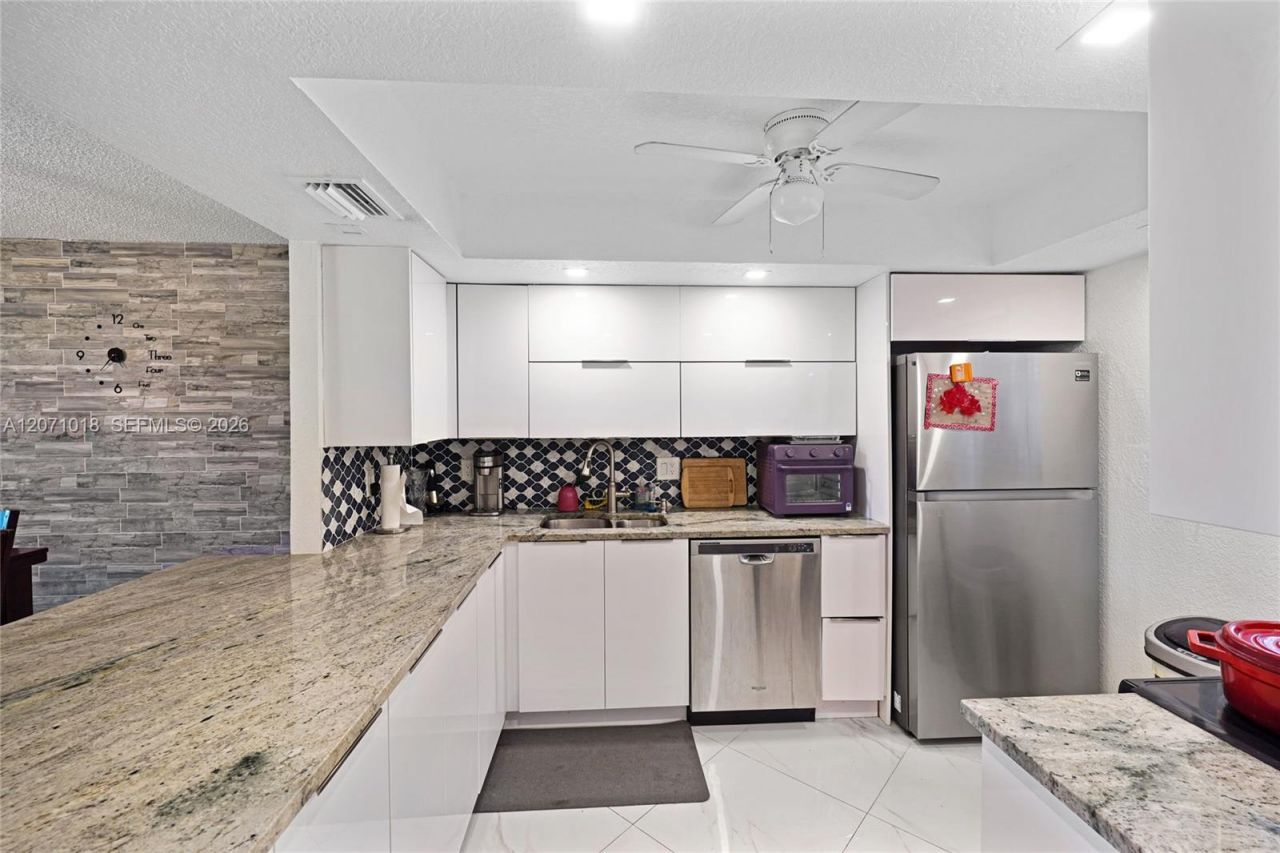 3241 Holiday Springs Blvd , Unit 106, Margate, FL 33063 Photo