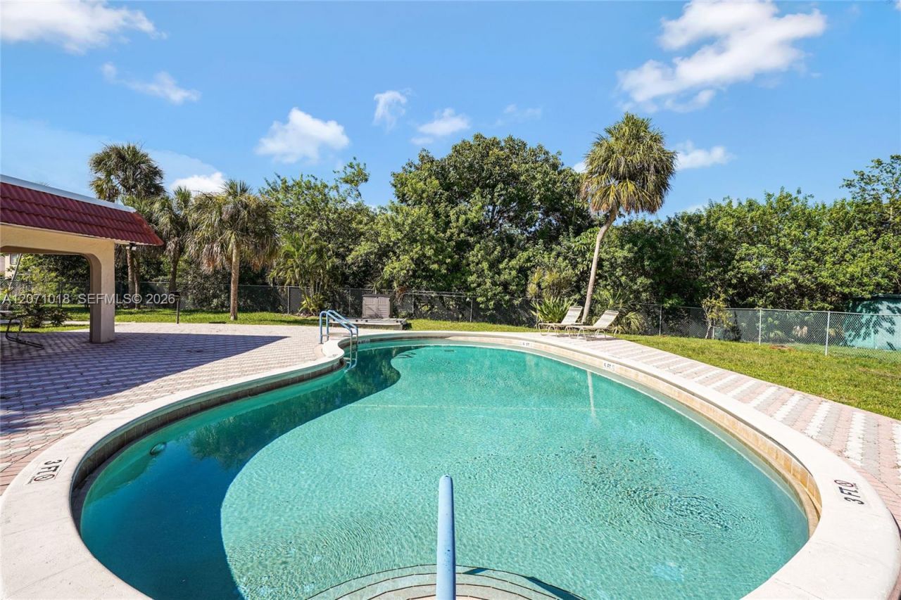 3241 Holiday Springs Blvd , Unit 106, Margate, FL 33063 Photo