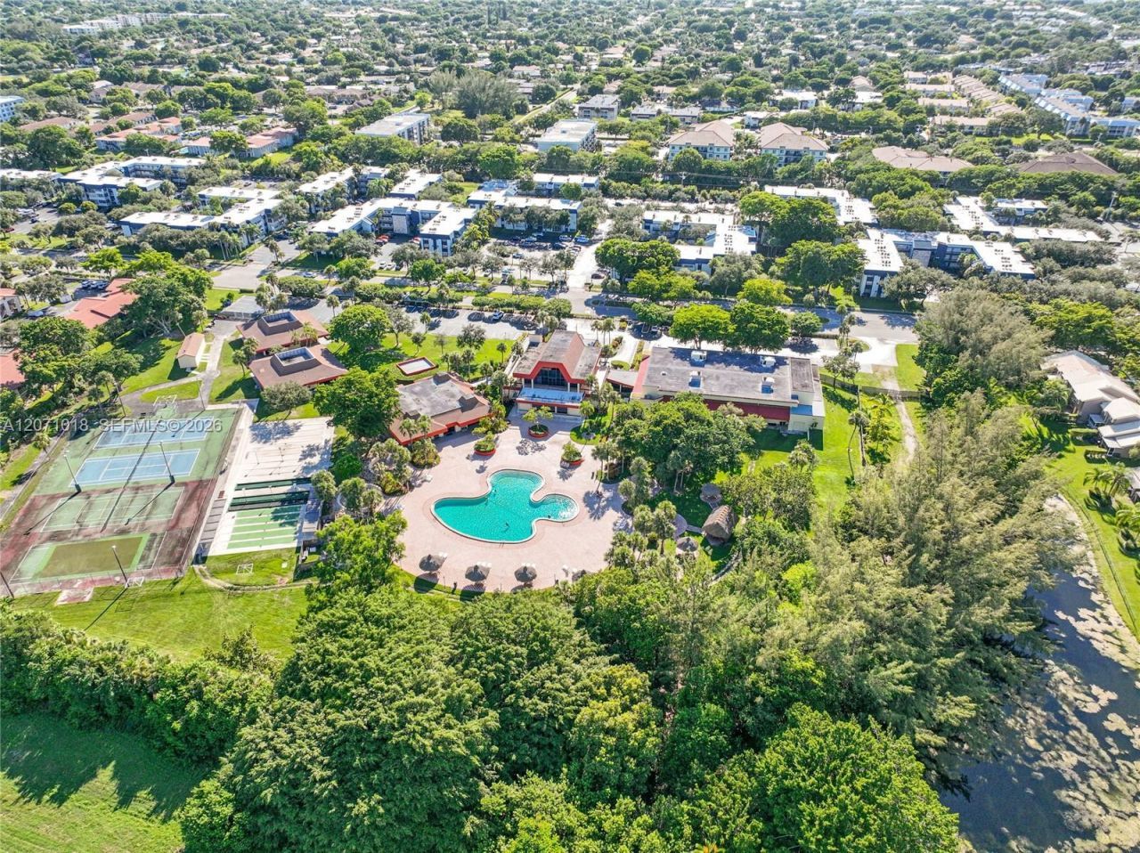3241 Holiday Springs Blvd , Unit 106, Margate, FL 33063 Photo