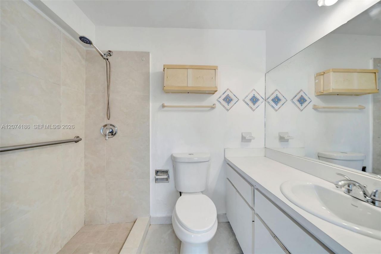 777 SW 9th Ave , Unit 301, Miami, FL 33130 Photo