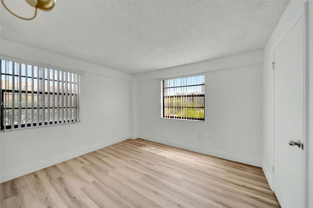 777 SW 9th Ave , Unit 301, Miami, FL 33130 Photo