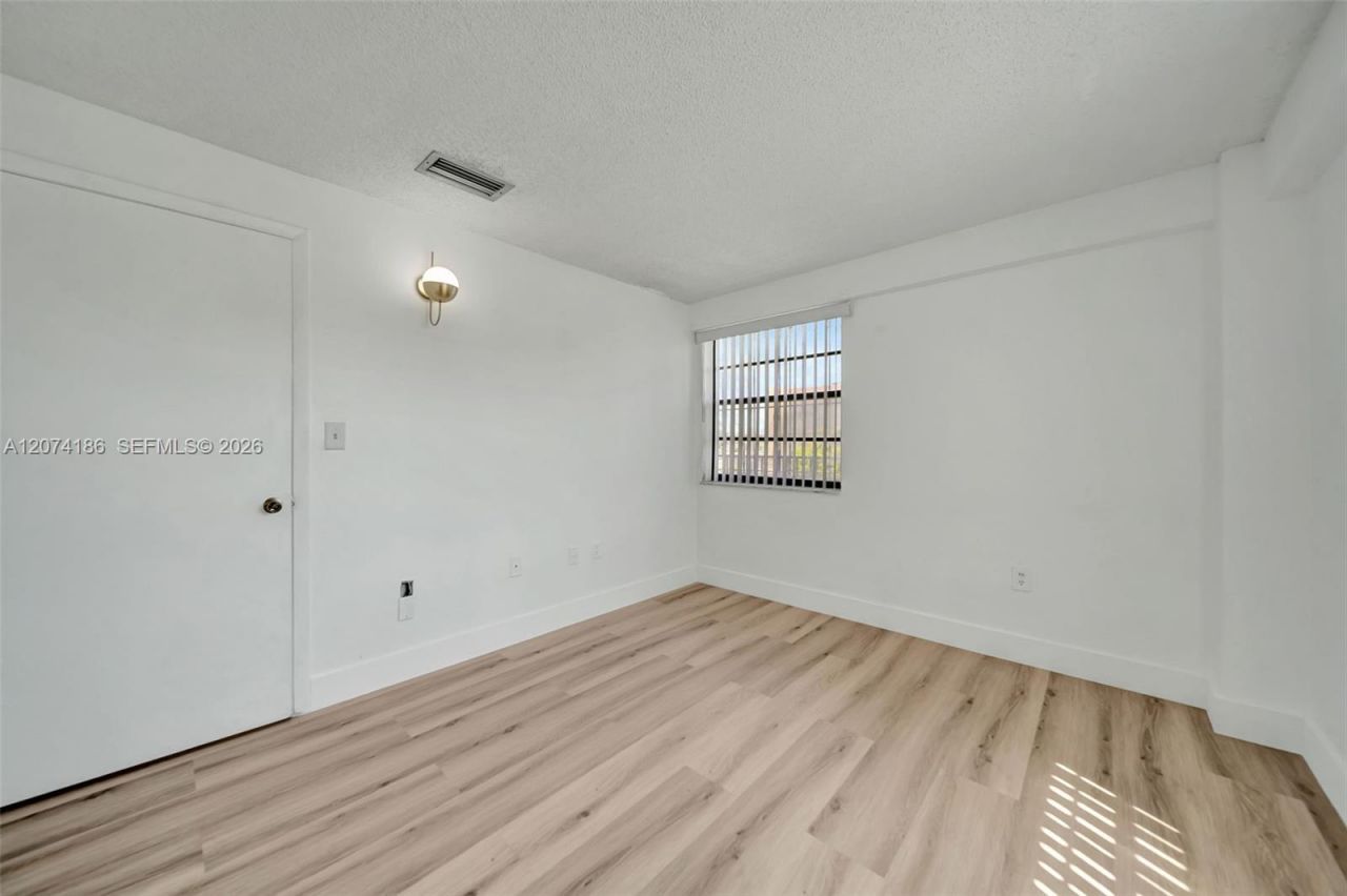 777 SW 9th Ave , Unit 301, Miami, FL 33130 Photo