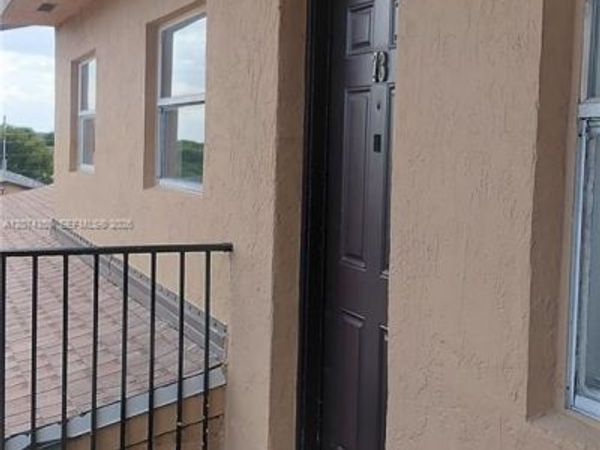 5441 W 24th Ave , Unit 73, Hialeah, FL 33016