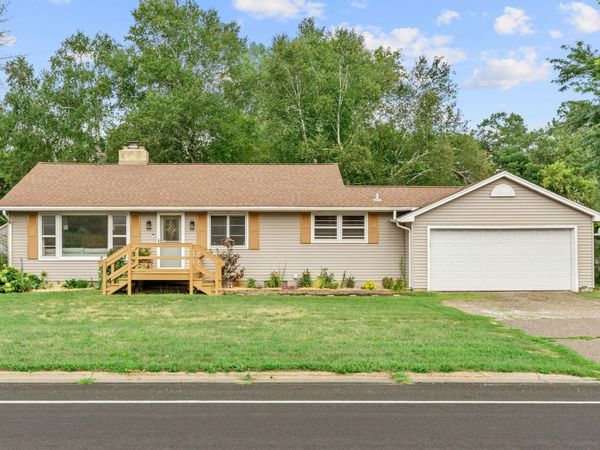 7848 Wyoming Trail, Chisago City, MN 55013
