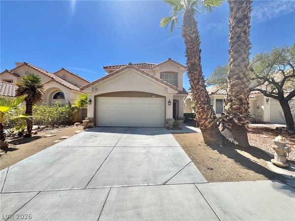 8233 Cactus Canyon Court, Las Vegas, NV 89128