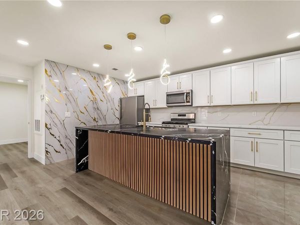 2200 S Fort Apache Road, Unit 2073, Las Vegas, NV 89117