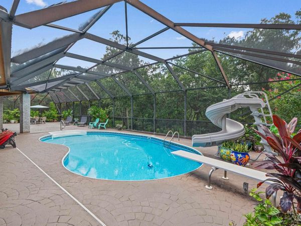1500 Colwyn Dr, Cantonment, FL 32533