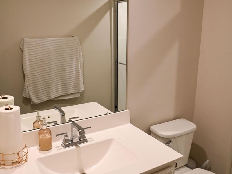 3258 Heatherstone Drive, Troy, OH 45373 Photo 4