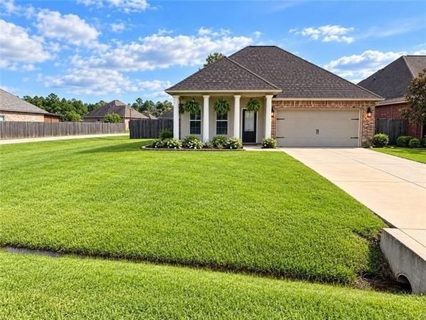 69492 TAVERNY Court, Madisonville, LA 70447