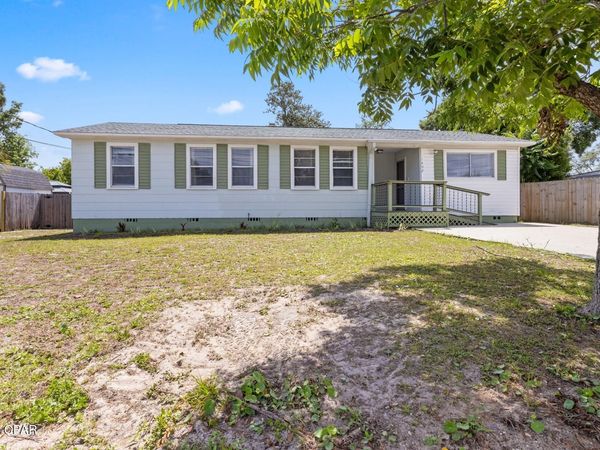 1402 Arthur Avenue , Panama City, FL 32401