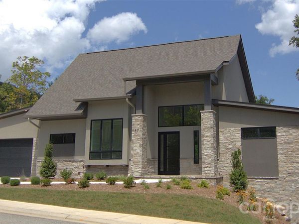 47 Versailles Lane, Asheville, NC 28804
