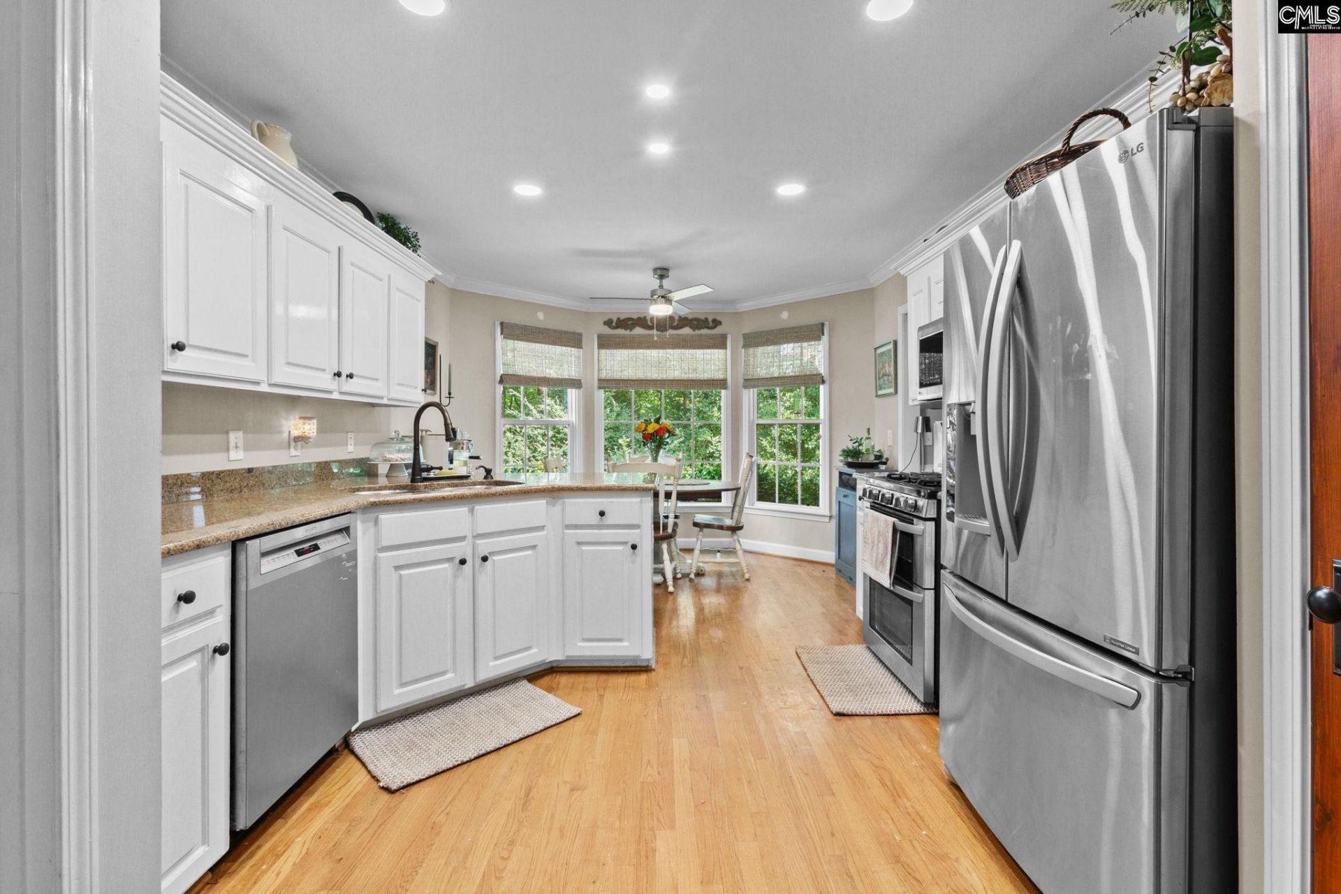 50 Edens Lane  Photo 14