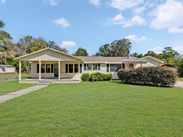 207 SENTER AVENUE NW, BRANFORD, FL 32008