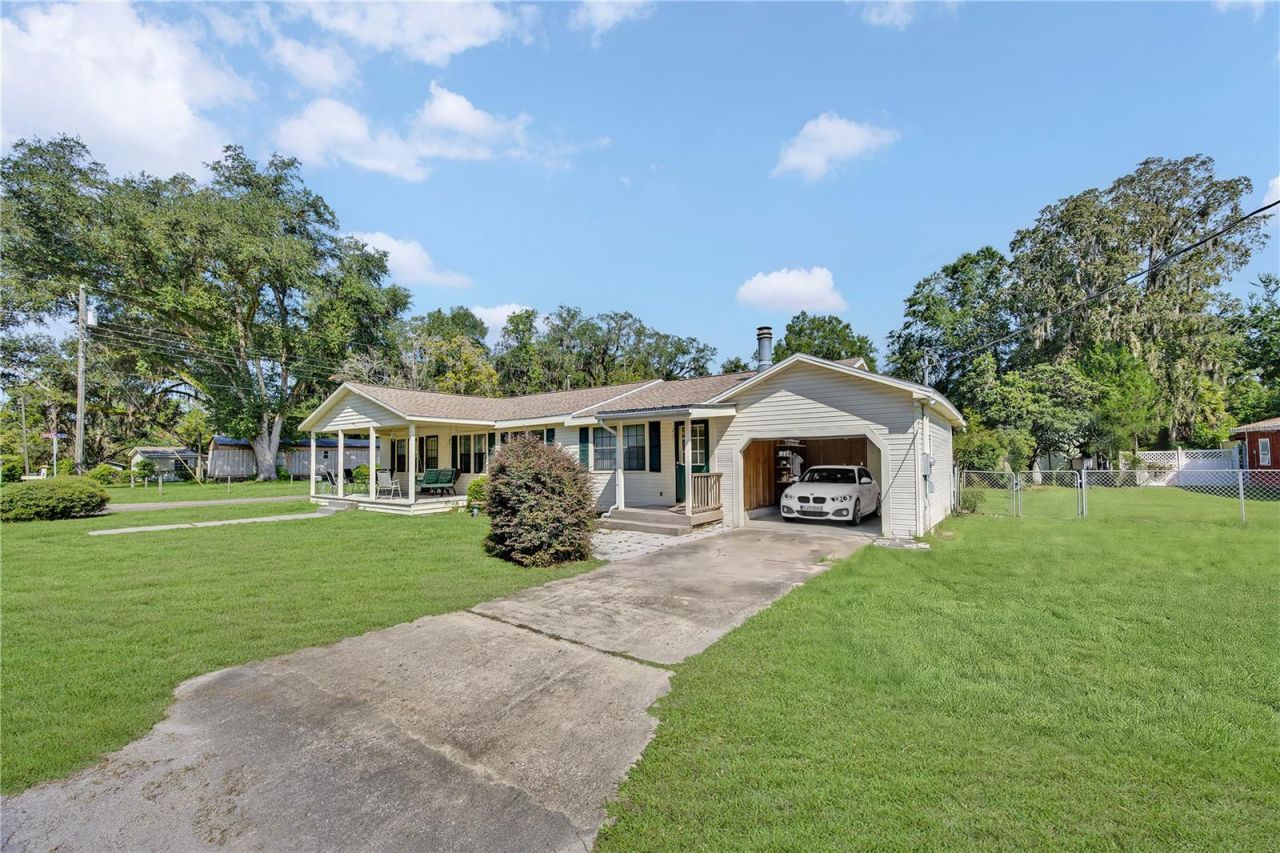 207 Senter Avenue Nw, Branford, FL 32008 Photo