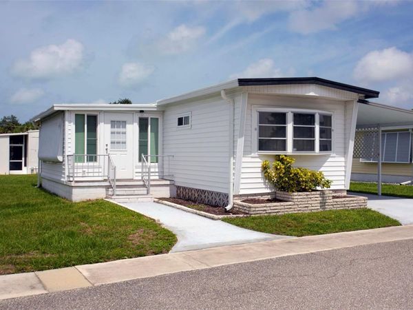 5690 FORSYTHIA ROAD , VENICE, FL 34293
