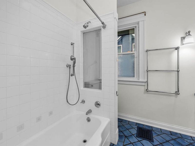 3420 Stettinius Avenue, Cincinnati, OH 45208 Photo 32