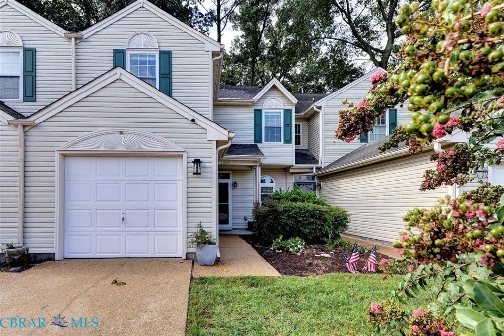 1369 Lake Drive, Newport News, VA 23602 Main Photo