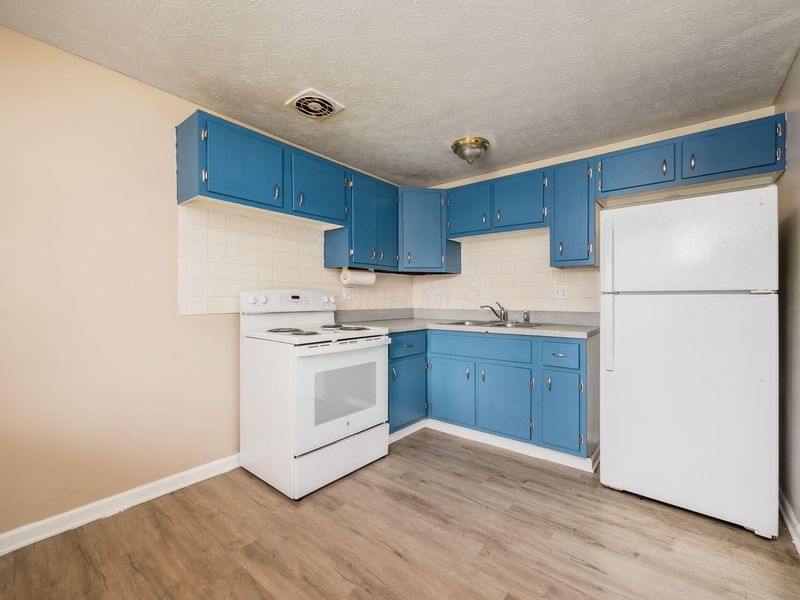 5639 Maple Canyon Avenue, Columbus, OH 43229 Photo 14
