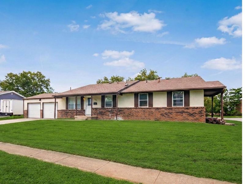 5639 Maple Canyon Avenue, Columbus, OH 43229 Photo 4