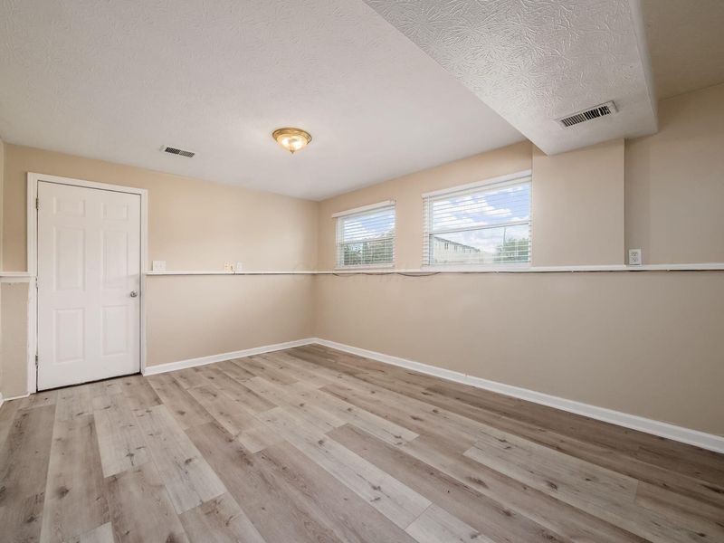 5639 Maple Canyon Avenue, Columbus, OH 43229 Photo 8