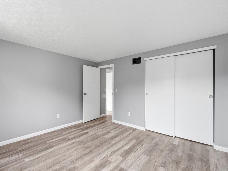 2467 Burgandy Lane , Unit C, Columbus, OH 43232 Photo 15