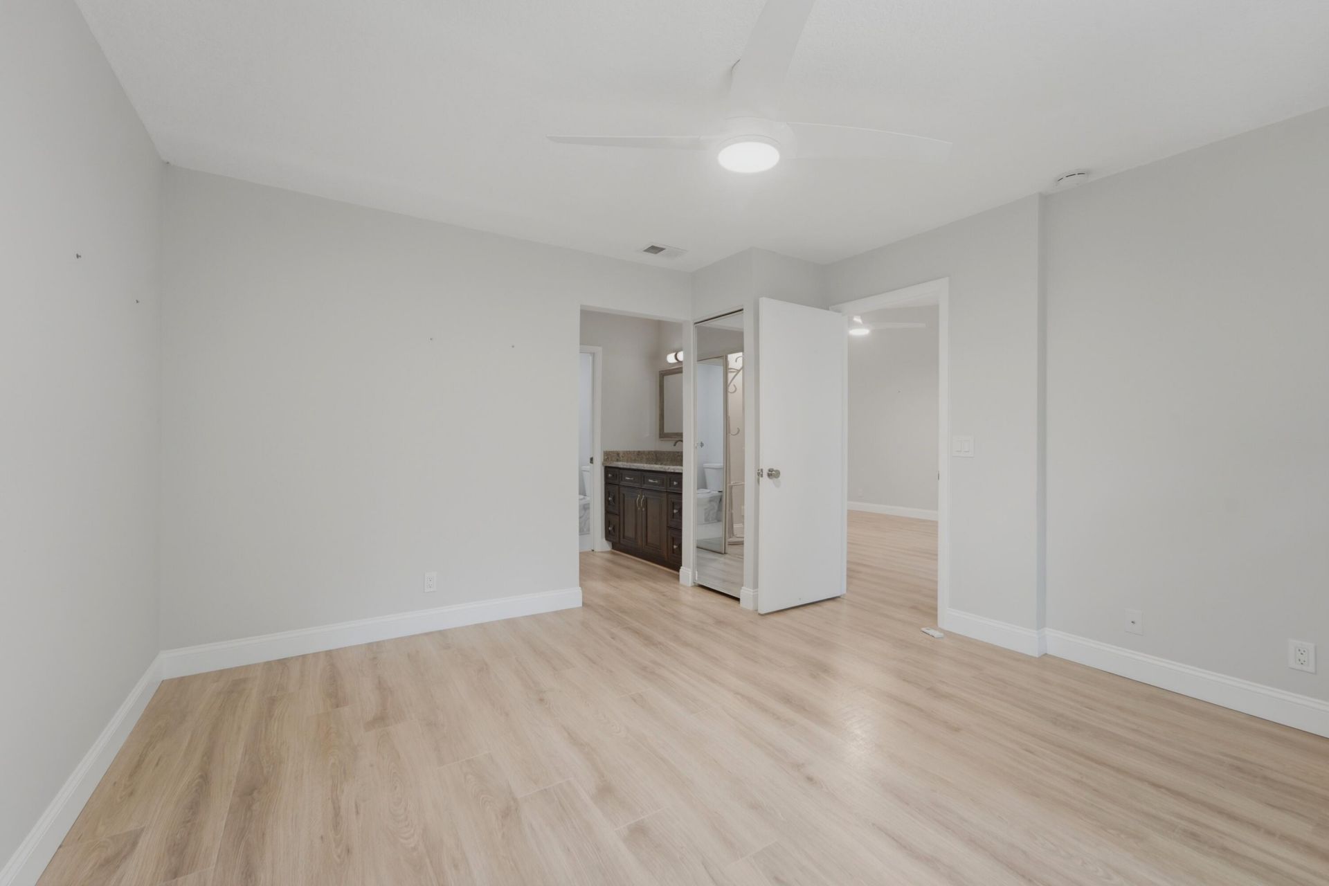 2101 Sabal Ridge Court, Unit F, Palm Beach Gardens, FL 33418 Photo
