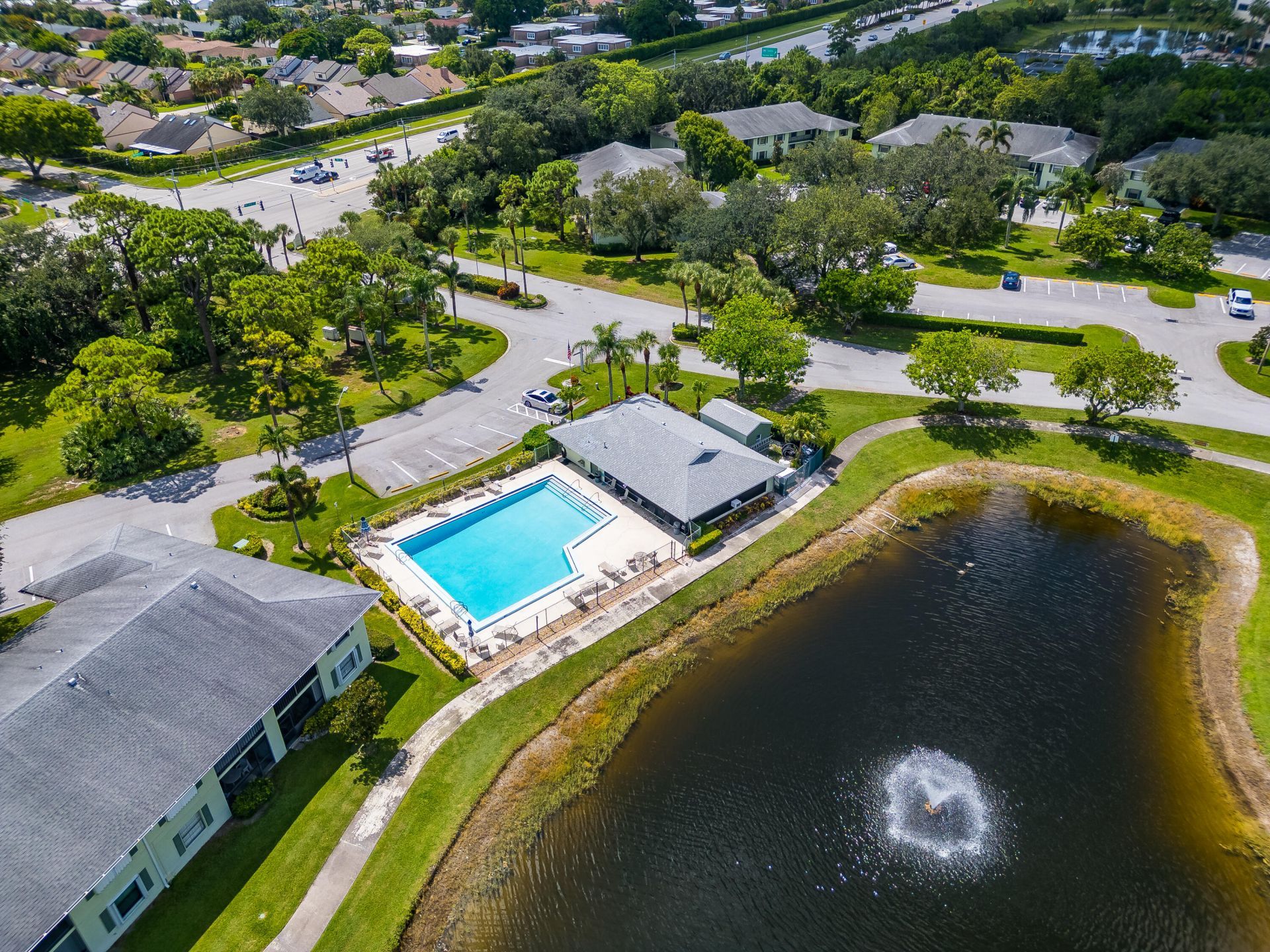 2101 Sabal Ridge Court, Unit F, Palm Beach Gardens, FL 33418 Photo