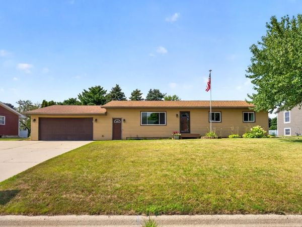 1028 W Elm Street , Lake City, MN 55041