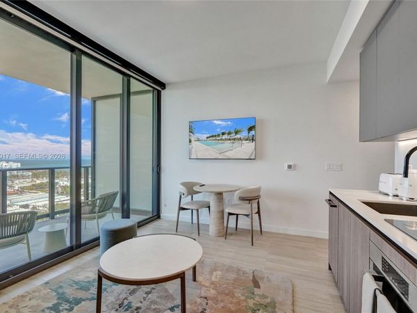 580 72nd St , Unit 905, Miami Beach, FL 33141