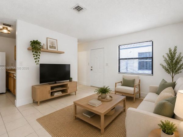 1020 NW 6th Ave, Unit 1, Fort Lauderdale, FL 33311