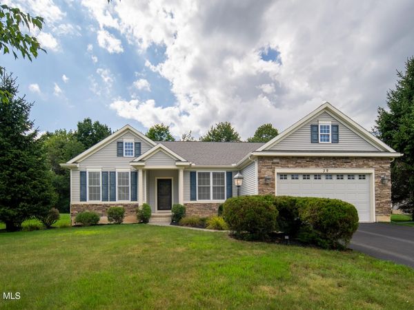 39 Chester Drive, Waterford, NY 12188