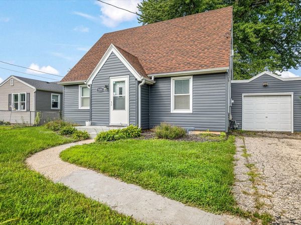 7608 Grenville Street , Machesney Park, IL 61115