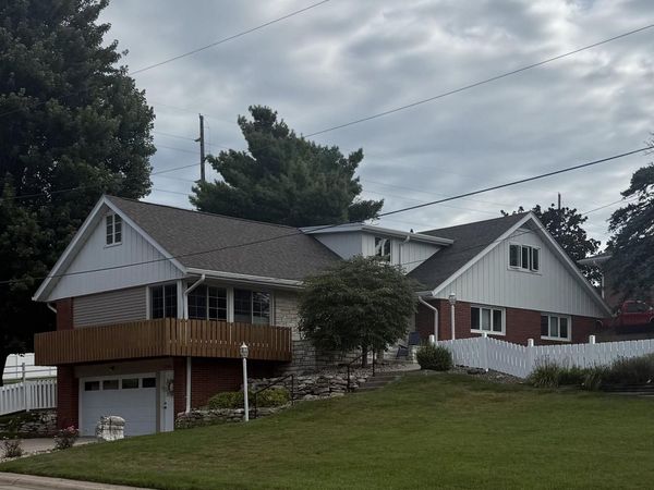 1748 Quint Avenue, Carroll, IA 51401