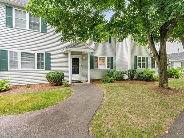 204 Lilac Meadows Way, Unit 204, Ipswich, MA 01938