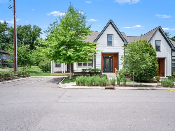 635 Nashua Ln, Nashville, TN 37209