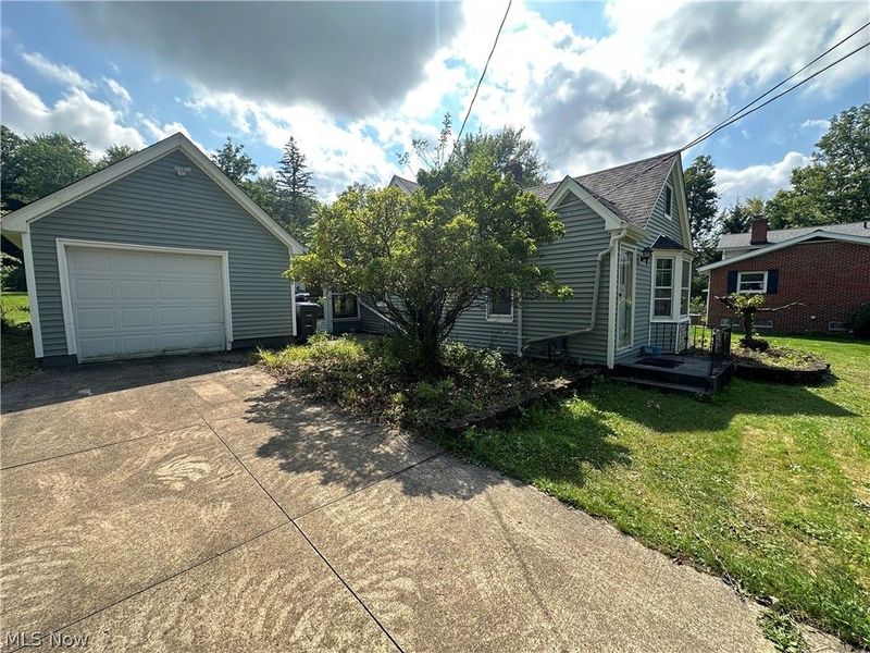 32650 Pettibone Road, Solon, OH 44139 Photo 2
