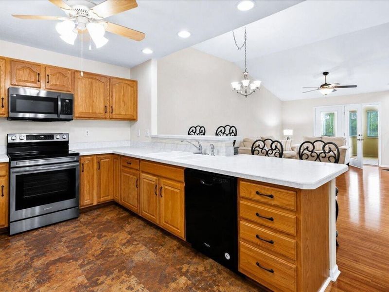 8208 Night Heron Lane , Pickerington, OH 43147 Photo 5