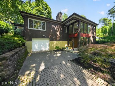2200 Navarre Circle, Ann Arbor, Mi 48104