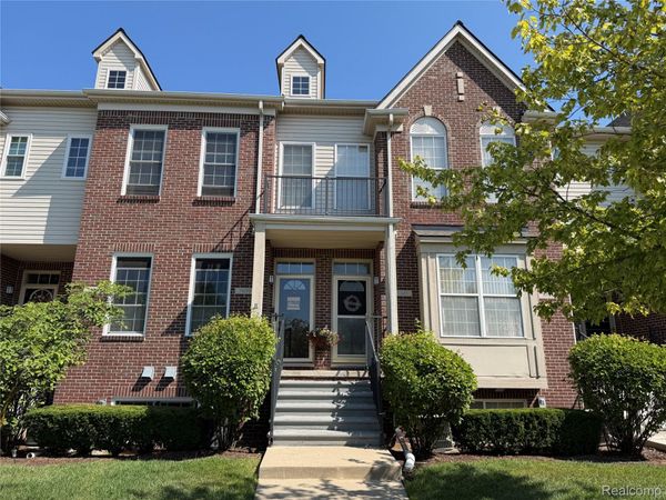 39186 Brookfield Drive, Westland, Mi 48185