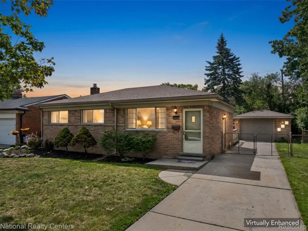 16140 Kennedy Street, Roseville, Mi 48066