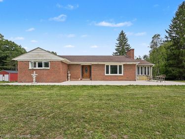 71320 Dequindre Road, Bruce Township, Mi 48065