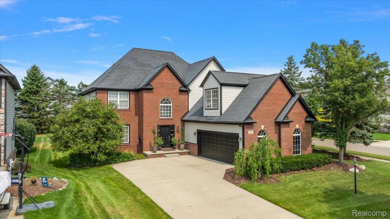 587 Bay Pointe Drive, Oxford Village, Mi 48371 Main Photo