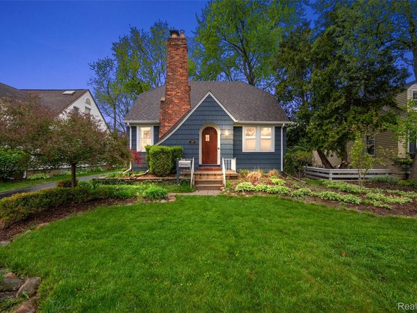 1368 Cedar Drive, Birmingham, Mi 48009