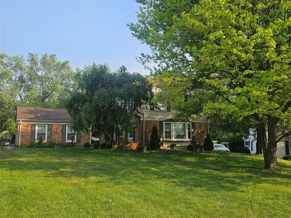 716 Weybridge Drive, Bloomfield Hills, Mi 48304