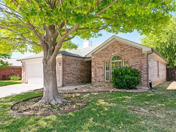 8345 Riversprings Drive, Fort Worth, TX 76053